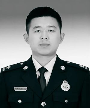 痛心！北京消防員馮振在搶險救災中犧牲，年僅30歲”